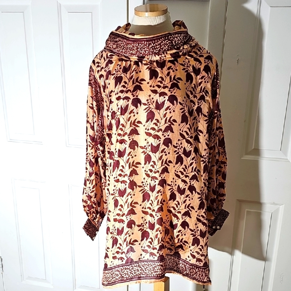 GUNDA 100%‎ SILK Floral Print Women's Top - Cream and Brown. Size Meduim